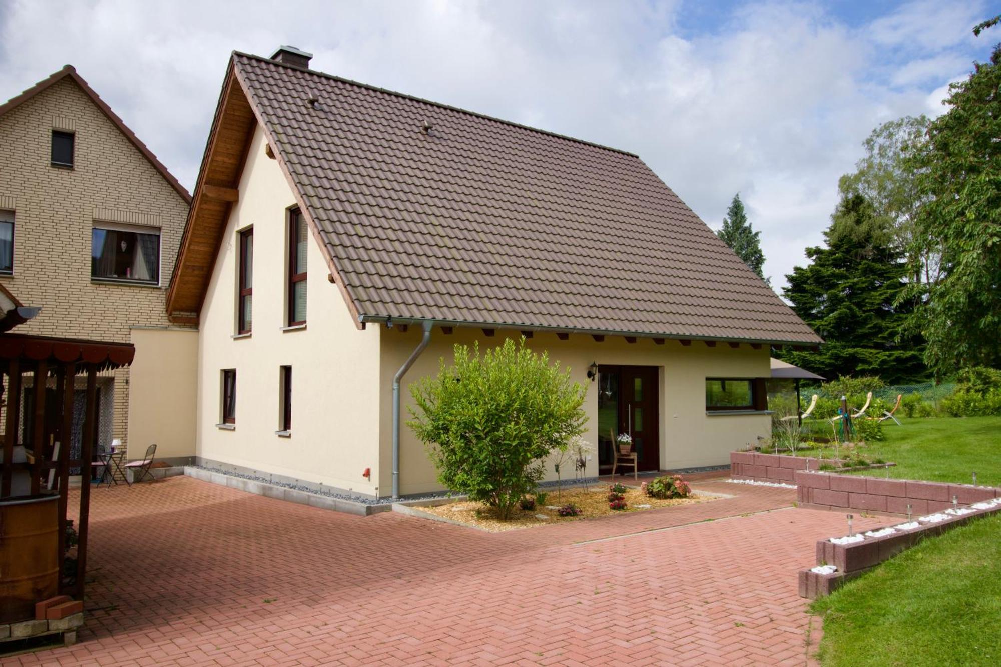 Ferienhaus Plattenberg باد اوينهاوسن المظهر الخارجي الصورة